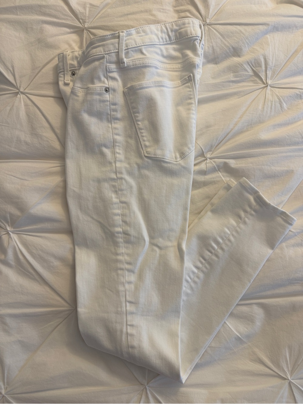 Abercrombie & Fitch White Skinny Jeans